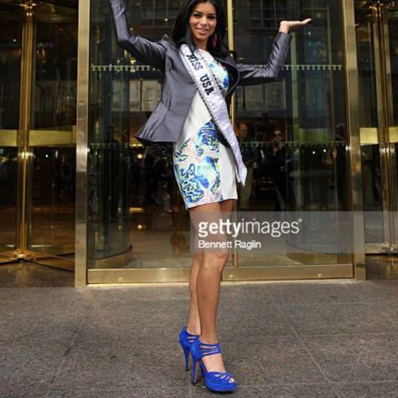 Chinese Laundry Blue Suede ‘Haughty’ Heels size 9 - Picture 12 of 12